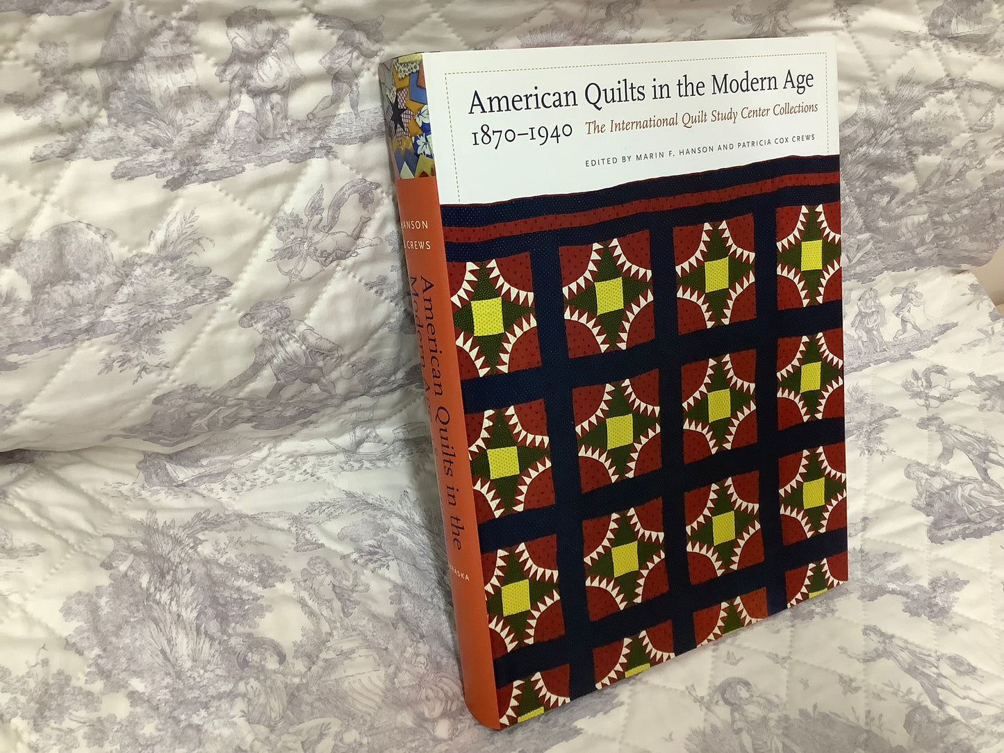 American Quilts in the Modern Age 1870-1940