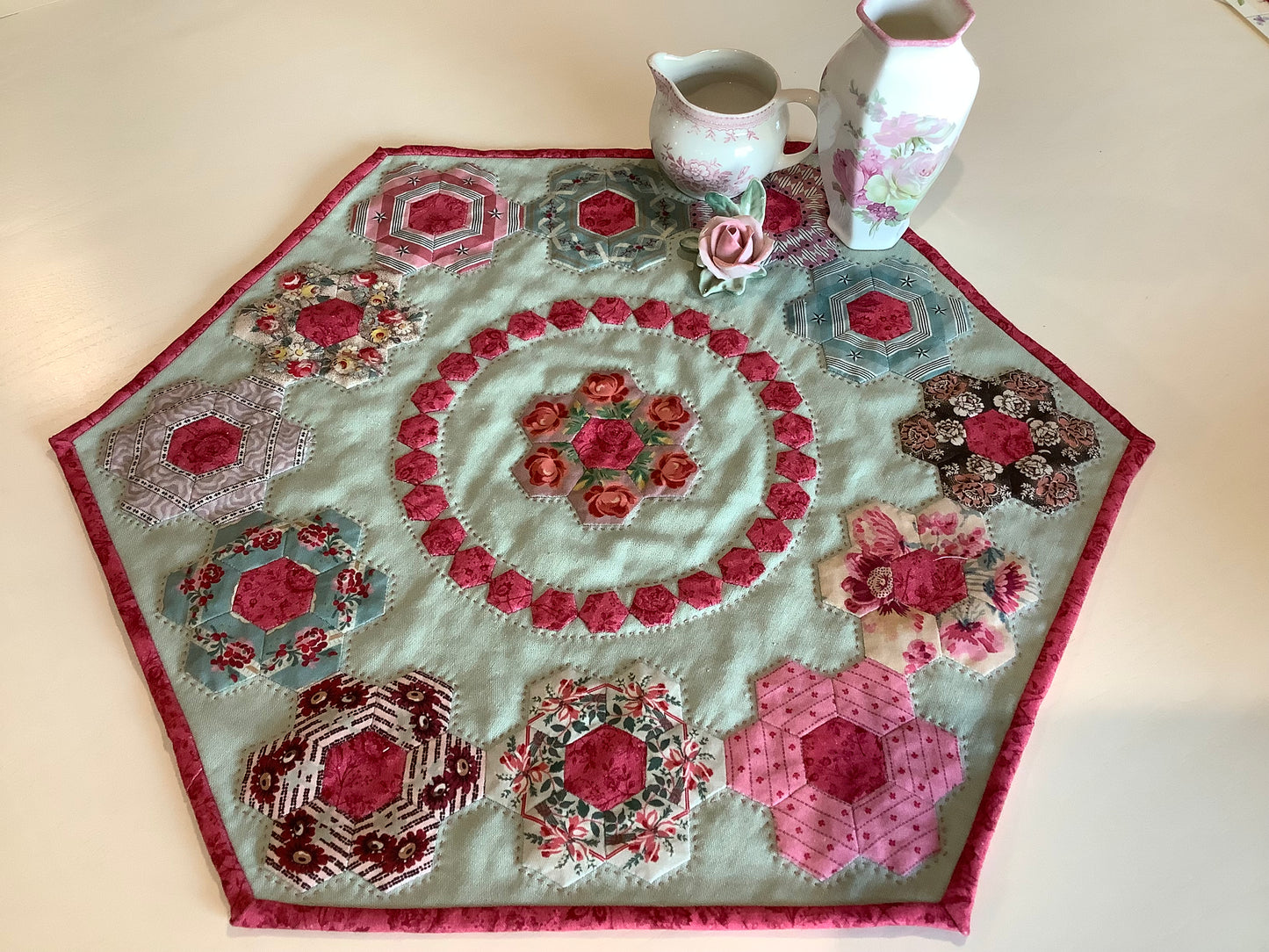 Hexie Circle Table Topper
