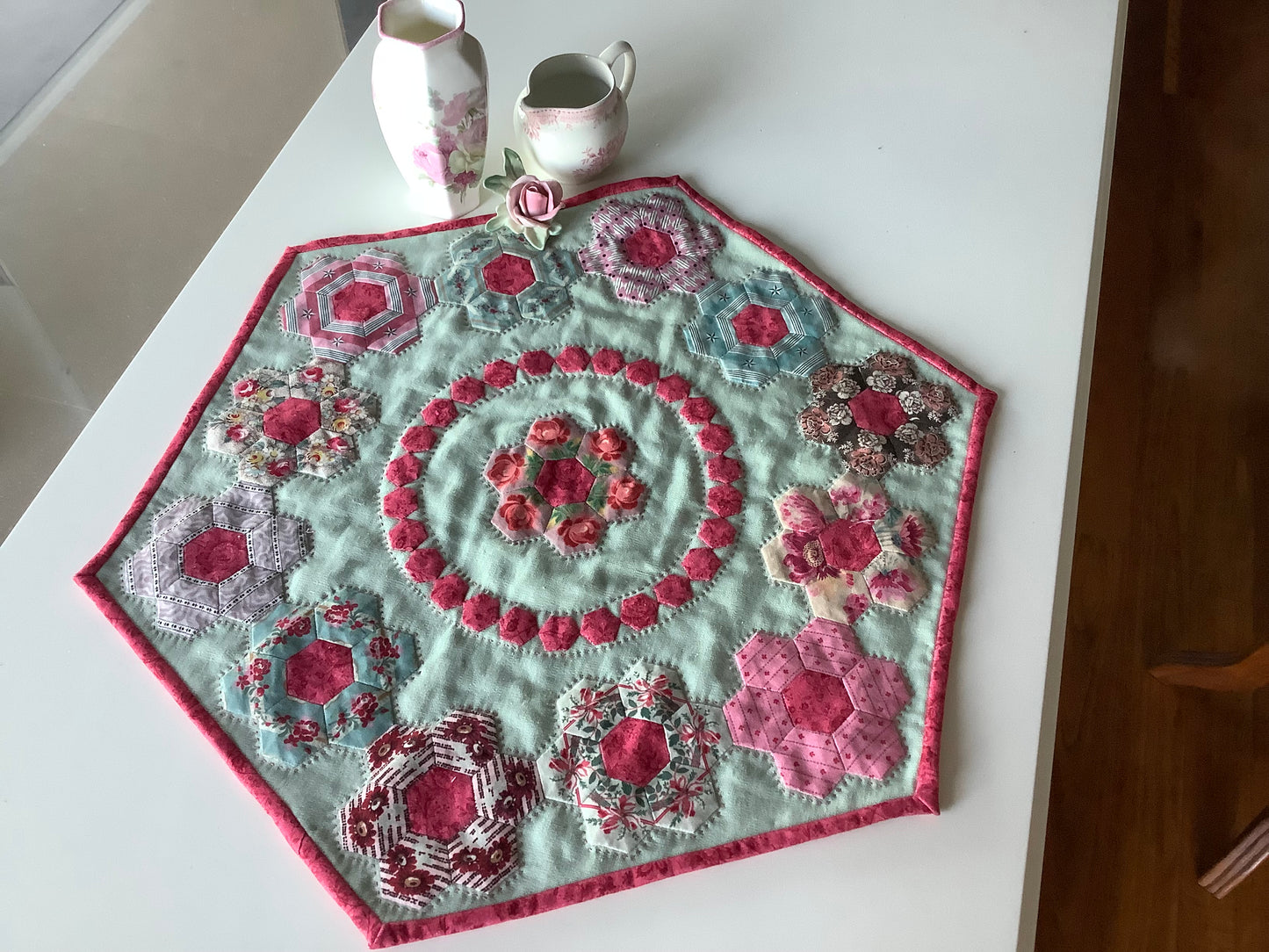 Hexie Circle Table Topper