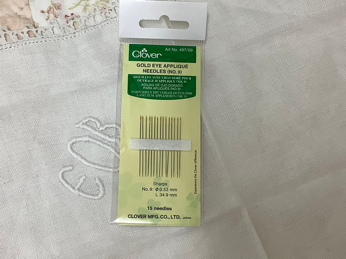 Clover Gold Eye Appliqué No. 9